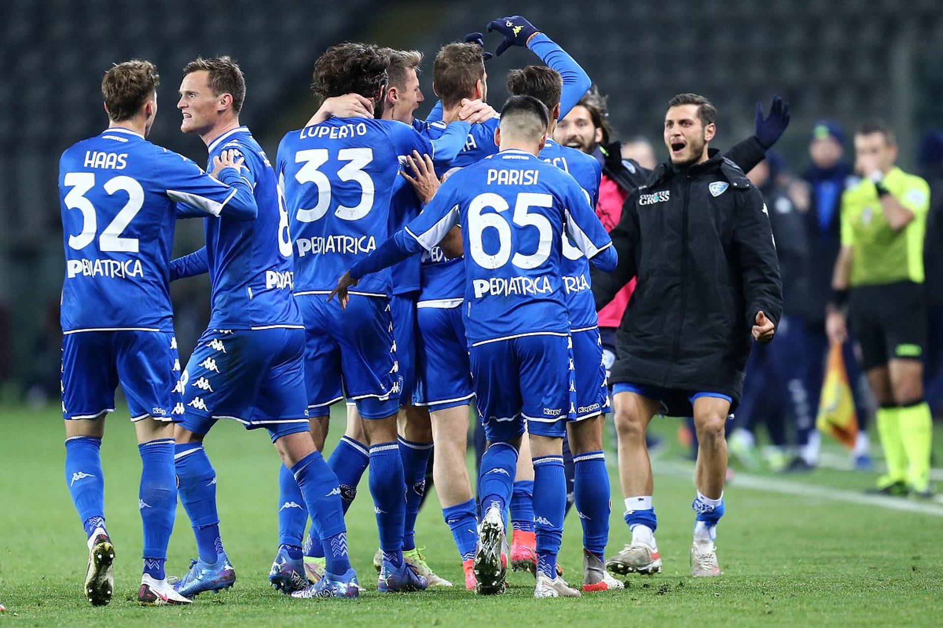 队多点开花 队多点开花