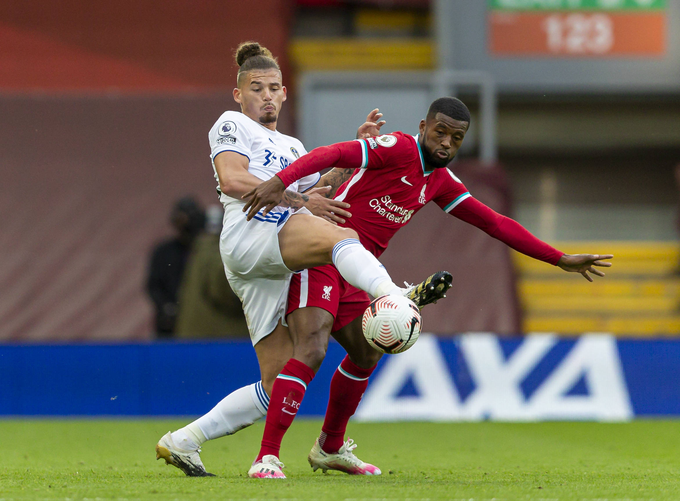 特别是在中 特别是在中